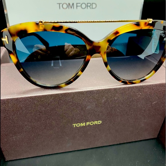 Tom Ford Accessories - Brand new TOM FORD SUNGLASSES